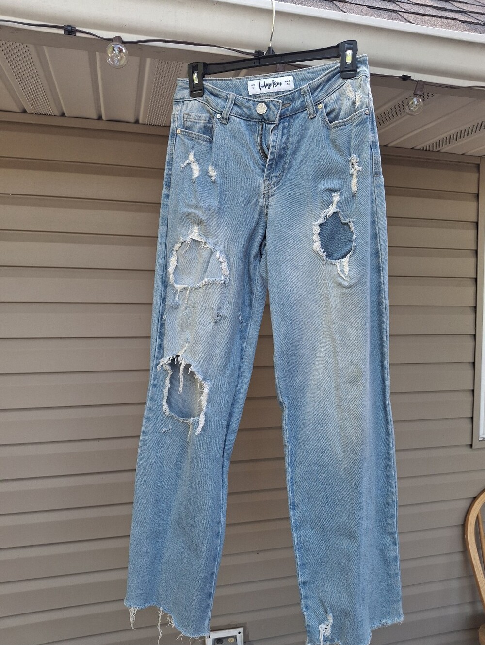 Trendy Blue Distressed Jeans